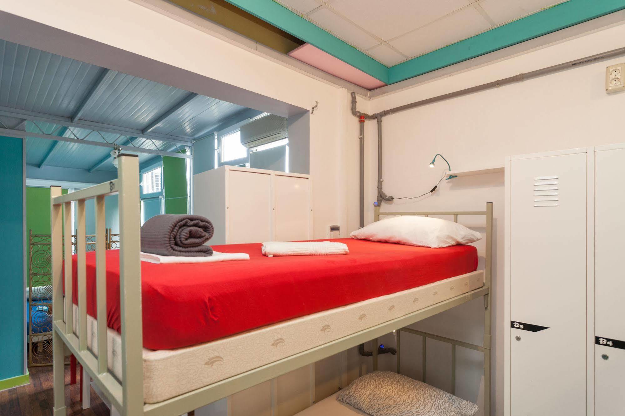 Roundabout Hostel - Hostel Rovigno Esterno foto